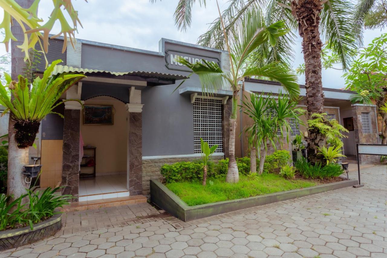 Mahkota Plengkung By Ecommerceloka Hotel