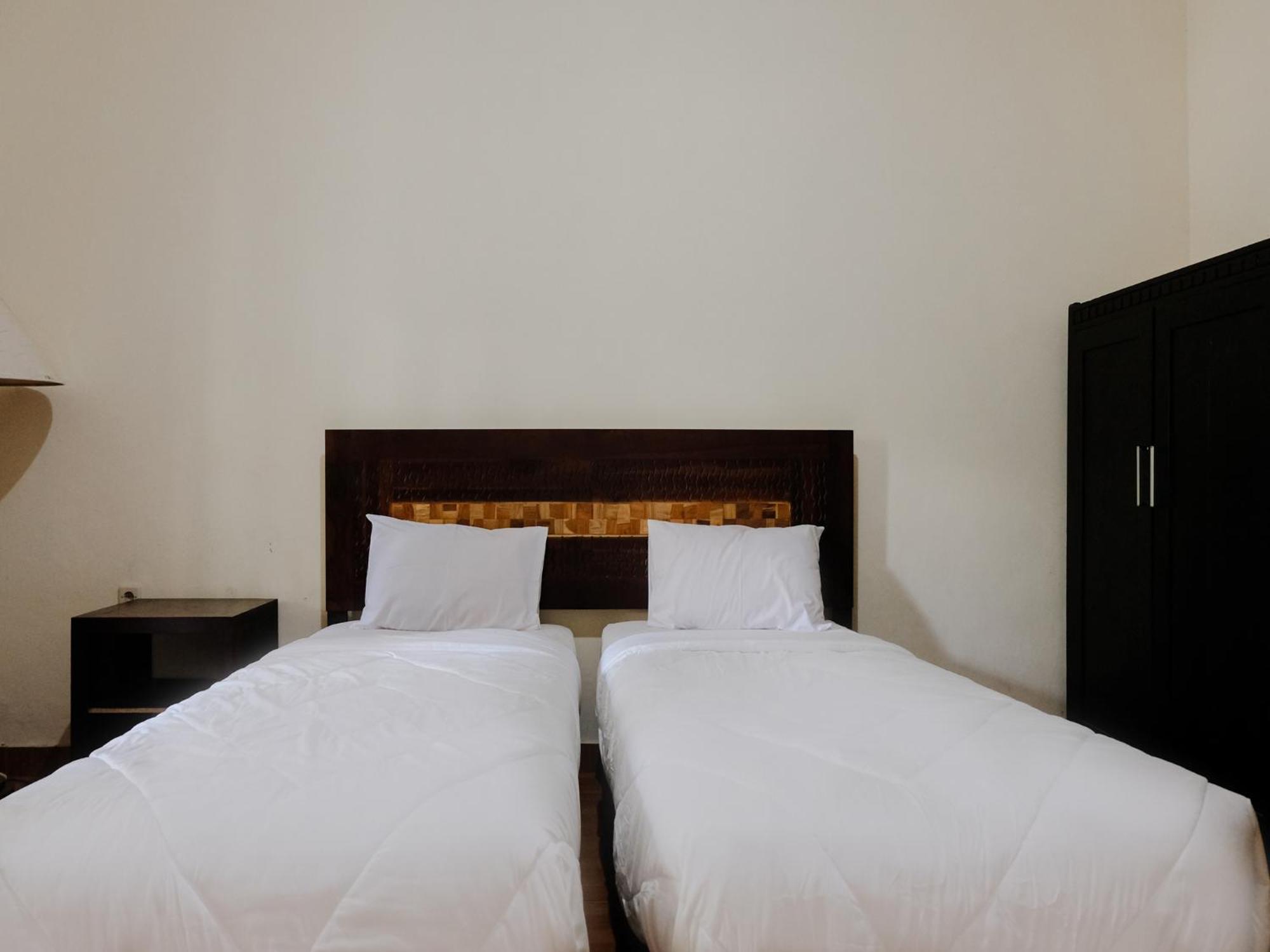 Mahkota Plengkung By Ecommerceloka Hotel