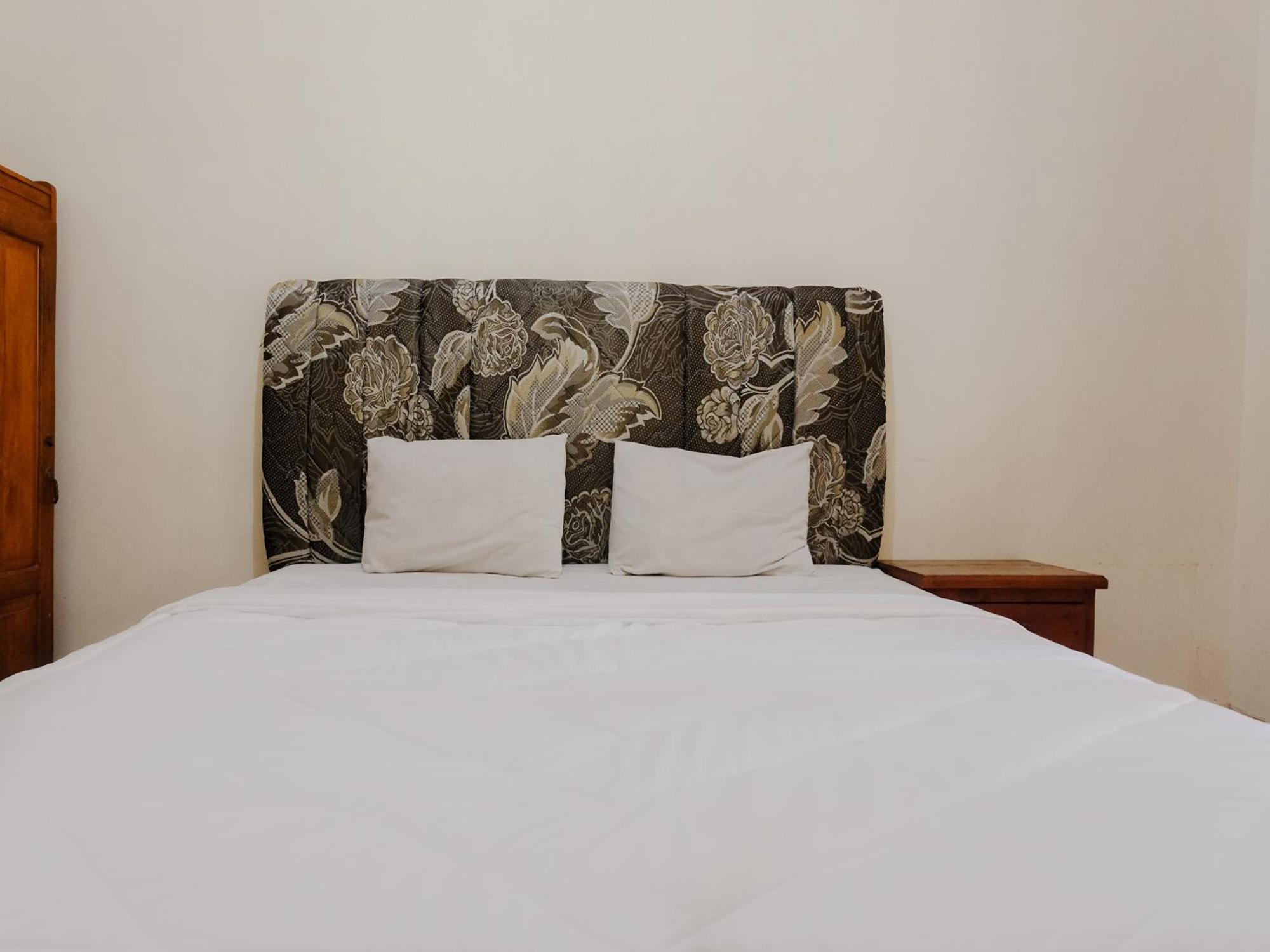 Hotel Mahkota Plengkung By Ecommerceloka